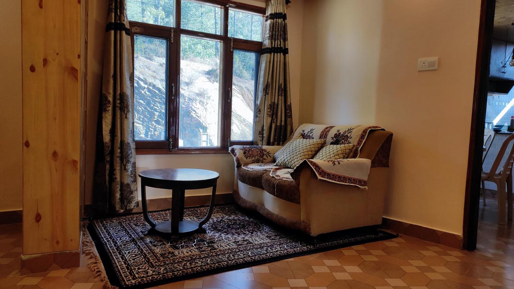 Vintage Woods Inn Shimla Exterior photo