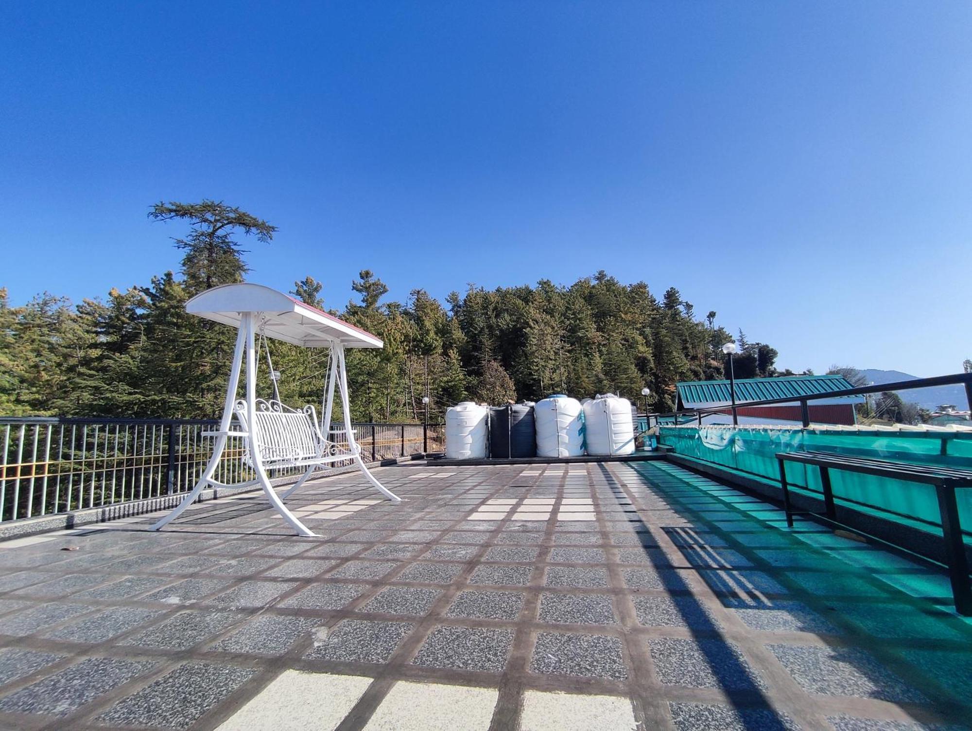 Vintage Woods Inn Shimla Exterior photo